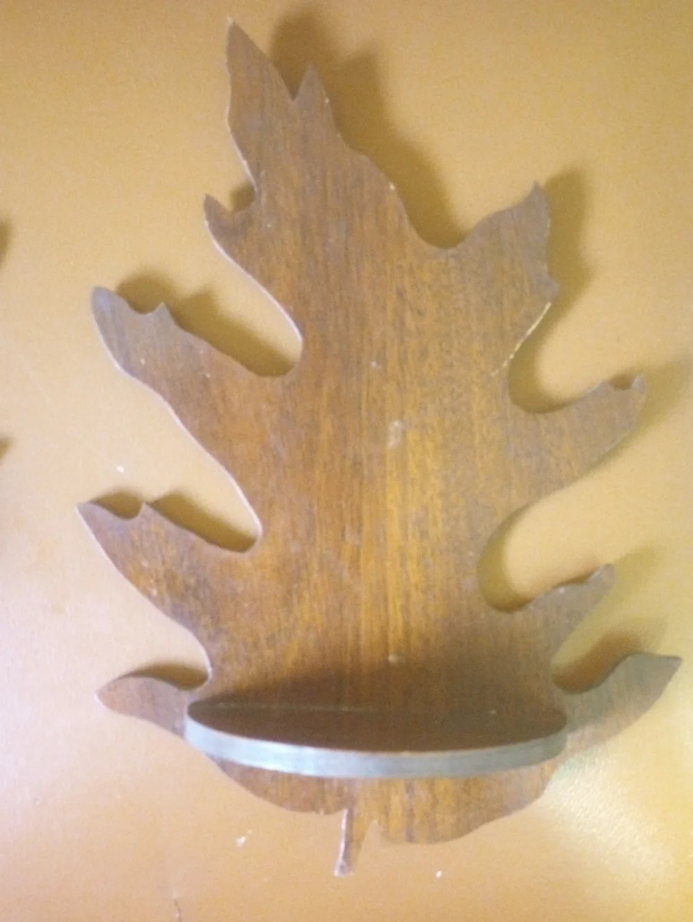 3 Wooden Vintage Mini Display Shelves Shaped Like Oak Leaves